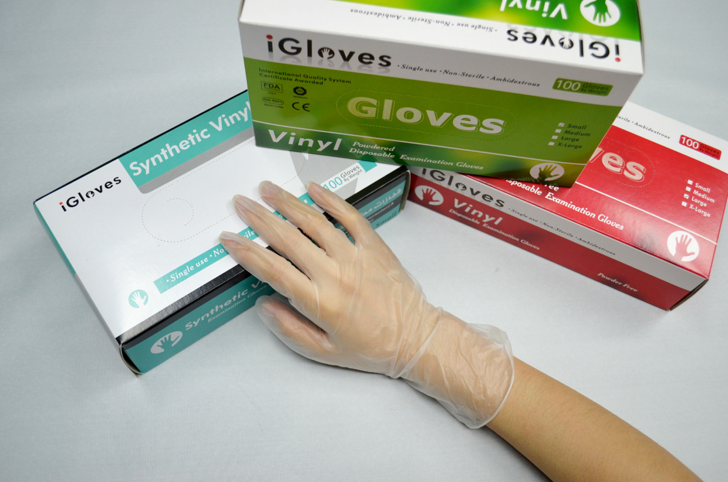 The kitchen staff must wear gloves in these four links Pidegree Medical